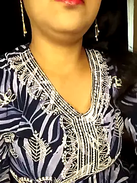 Deshi bhabhi143 online show from February 14, 2026, 6:43 am