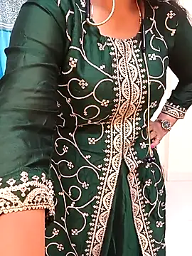 Snapshot of Deshi_bhabhi143 chatting on March 8, 2026, 6:28 am Deshi bhabhi143 online show from March 8, 2026, 6:28 am