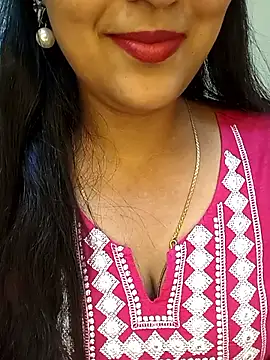 Snapshot of Deshi_bhabhi143 chatting on March 17, 2026, 6:28 am Deshi bhabhi143 online show from March 17, 2026, 6:28 am