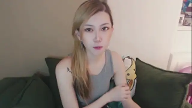whitecat13 online show from May 12, 2026, 11:07 am