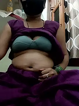 ritu7755 online show from April 16, 2026, 7:58 pm