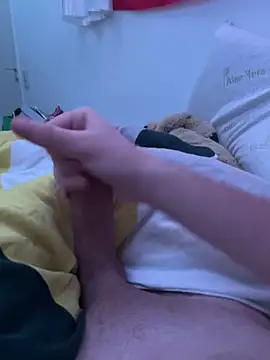 germanteenagerX online show from December 22, 2025, 6:49 pm