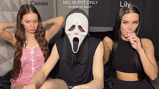 girls secrets online show from February 22, 2026, 11:20 am