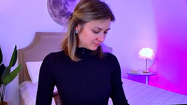 EmeraldGlow online show from February 27, 2026, 2:39 pm