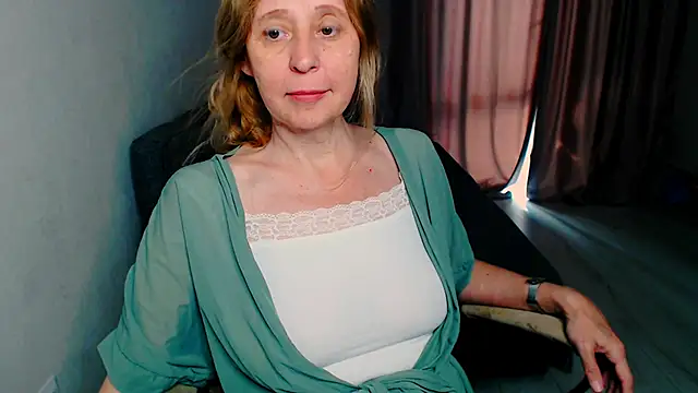MiLenaMilf online show from May 21, 2026, 5:36 am