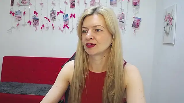 MelissaTyler online show from May 31, 2026, 5:48 am