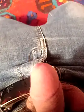 Snapshot of alixanrhg chatting on April 11, 2026, 7:51 pm alixanrhg online show from April 11, 2026, 7:51 pm