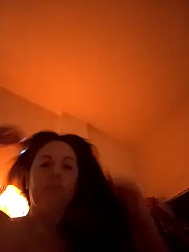 EdgedSleeve online show from February 19, 2026, 7:54 pm