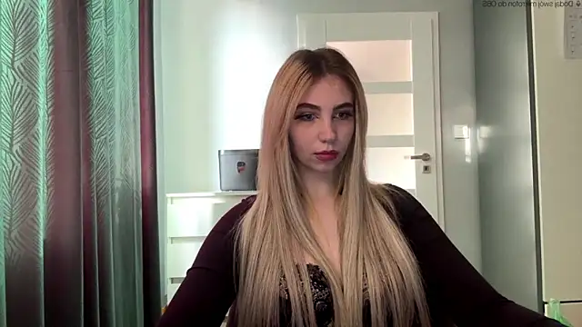 TeenLily online show from May 14, 2026, 4:25 pm