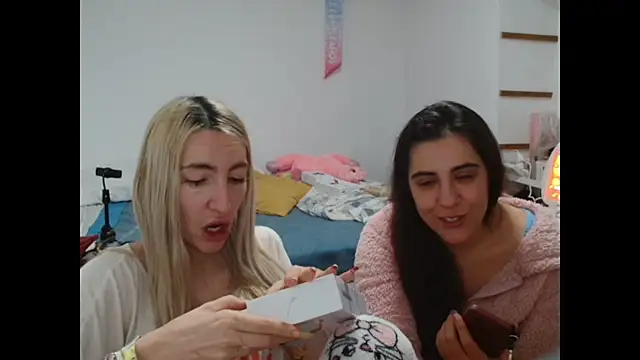 BarbieBlondieGirl online show from January 9, 2026, 12:46 am