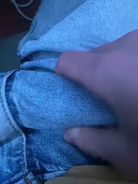 LittleGuy 2007 online show from April 27, 2026, 10:19 pm