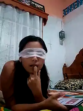 Estefanyeangel online show from December 23, 2025, 3:59 am