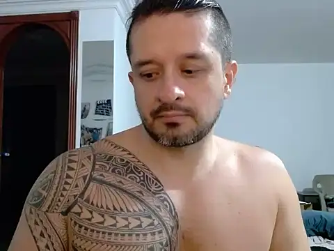 gonzzohunterr online show from May 30, 2026, 3:58 am