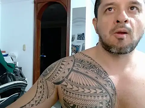 gonzzohunterr online show from June 4, 2026, 6:41 am
