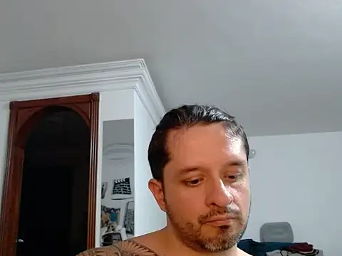 gonzzohunterr online show from July 25, 2026, 1:58 am