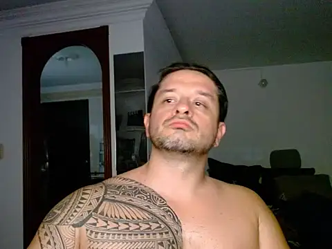 gonzzohunterr online show from July 30, 2026, 4:33 am