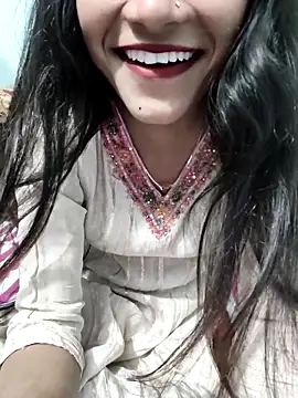 Yours-Zeenat online show from February 5, 2026, 5:56 am