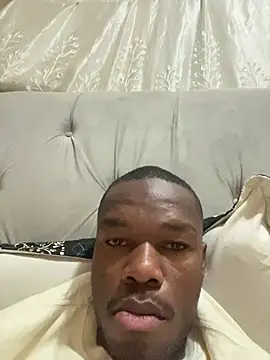 Snapshot of PETERSONNGCOBO chatting on July 19, 2026, 10:57 pm PETERSONNGCOBO online show from July 19, 2026, 10:57 pm