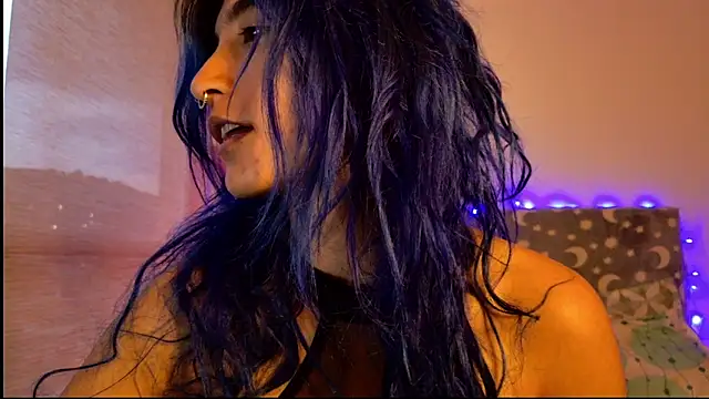 LunaisBack online show from March 3, 2026, 11:10 pm