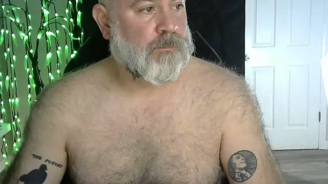 XJJ77x online show from April 4, 2026, 2:10 am