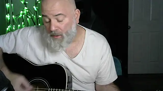 XJJ77x online show from July 12, 2026, 1:07 am