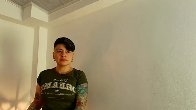 kat paradise online show from April 10, 2026, 11:48 am