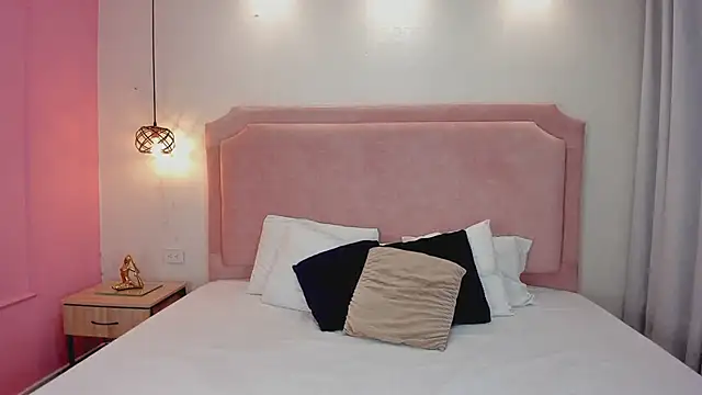 Snapshot of BrookRusell chatting on January 12, 2026, 9:53 pm BrookRusell online show from January 12, 2026, 9:53 pm