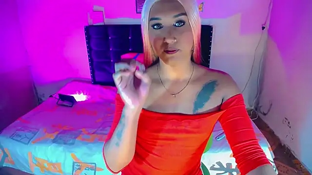 Snapshot of AlondraGill_11 chatting on June 27, 2026, 4:23 pm AlondraGill 11 online show from June 27, 2026, 4:23 pm