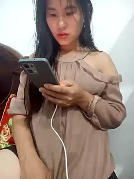 Snapshot of congchua977 chatting on May 7, 2026, 1:05 pm congchua977 online show from May 7, 2026, 1:05 pm