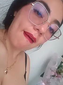 VelourNyx online show from May 26, 2026, 9:55 pm