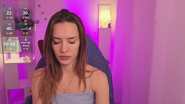 Snapshot of SunnySmooth chatting on January 8, 2026, 5:43 am SunnySmooth online show from January 8, 2026, 5:43 am