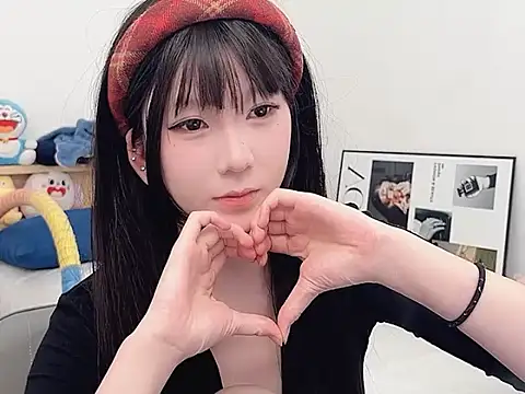 Snapshot of lnua-lnua chatting on January 6, 2026, 1:42 am lnua-lnua online show from January 6, 2026, 1:42 am