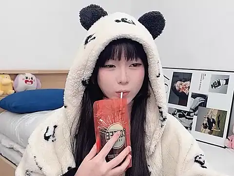 Snapshot of lnua-lnua chatting on January 7, 2026, 1:52 am lnua-lnua online show from January 7, 2026, 1:52 am