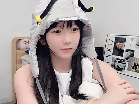 Snapshot of lnua-lnua chatting on January 13, 2026, 2:22 pm lnua-lnua online show from January 13, 2026, 2:22 pm