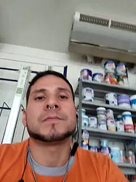 Snapshot of Brokkenwolf chatting on March 26, 2026, 6:24 pm Brokkenwolf online show from March 26, 2026, 6:24 pm