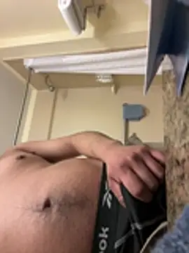 elpapigrande12 online show from January 15, 2026, 6:51 am