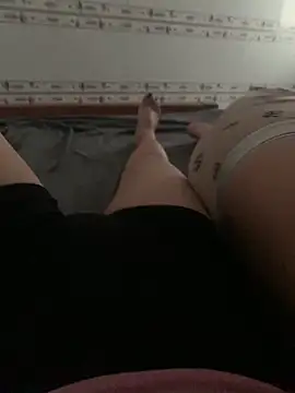 duyenem2k online show from April 14, 2026, 2:50 am