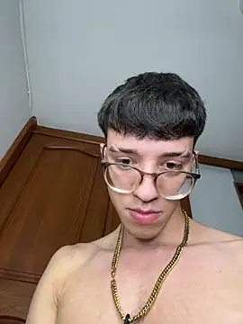 ArthurDavies  online show from March 16, 2026, 7:23 am