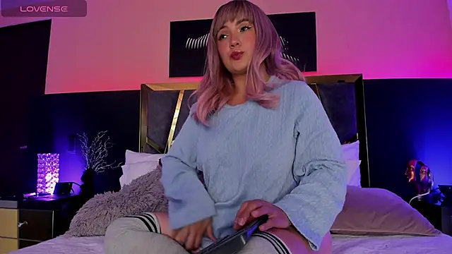 Chloe Connor online show from January 17, 2026, 12:48 am