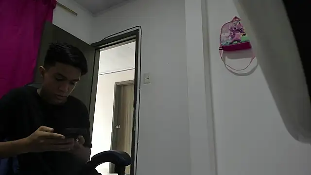 Snapshot of Lospervetidossinlimtes chatting on March 10, 2026, 2:44 pm Lospervetidossinlimtes online show from March 10, 2026, 2:44 pm