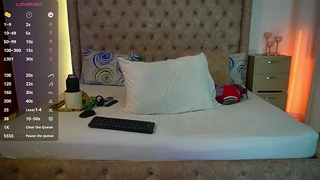 Snapshot of xkassandraxx chatting on July 7, 2026, 6:27 am xkassandraxx online show from July 7, 2026, 6:27 am