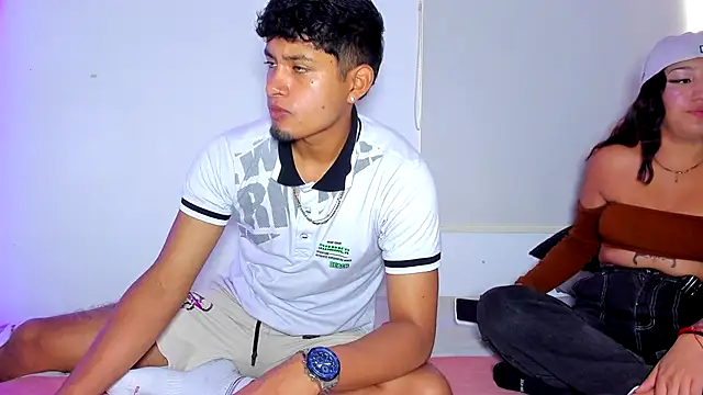 Bela and Dominicck online show from January 7, 2026, 7:49 pm