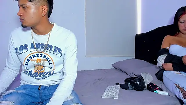 Bela and Dominicck online show from January 15, 2026, 8:23 pm