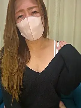 Snapshot of ria-1224 chatting on February 10, 2026, 11:03 am ria-1224 online show from February 10, 2026, 11:03 am