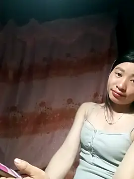 Snapshot of Hiniyk2 chatting on February 15, 2026, 2:03 pm Hiniyk2 online show from February 15, 2026, 2:03 pm