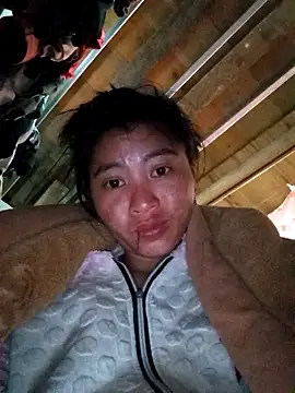 Snapshot of Hiniyk2 chatting on February 20, 2026, 1:02 am Hiniyk2 online show from February 20, 2026, 1:02 am