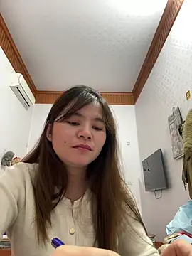 Snapshot of Small_big chatting on January 14, 2026, 1:44 am Small big online show from January 14, 2026, 1:44 am