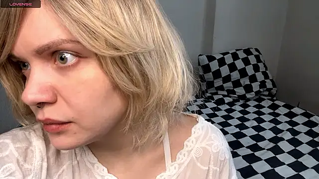 MelliSifuentes online show from January 10, 2026, 8:16 am