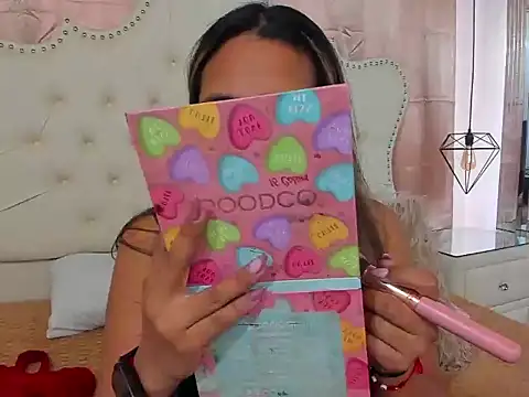 Snapshot of IsabelaAcosta chatting on January 13, 2026, 7:52 pm IsabelaAcosta online show from January 13, 2026, 7:52 pm