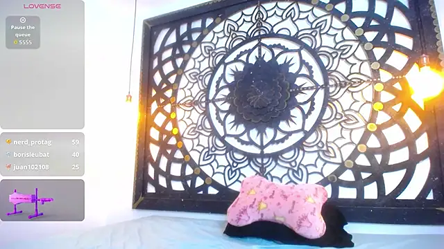 Snapshot of salome_willianss chatting on February 14, 2026, 12:13 pm salome willianss online show from February 14, 2026, 12:13 pm